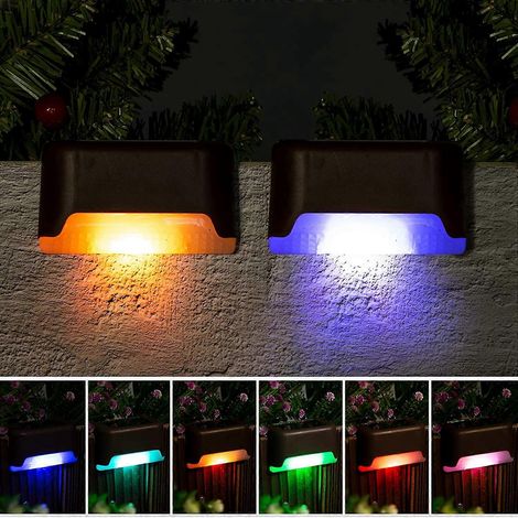 Set mit 16 wasserdichten LED-Solarleuchten für den Außenbereich, ideal für Terrasse und Garten.