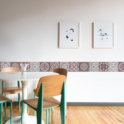 Frise adhésive 10 cm X 300 cm, carreaux de ciment rouges, formes géométriques décoratives. Décorez votre intérieur avec style  (1/5)