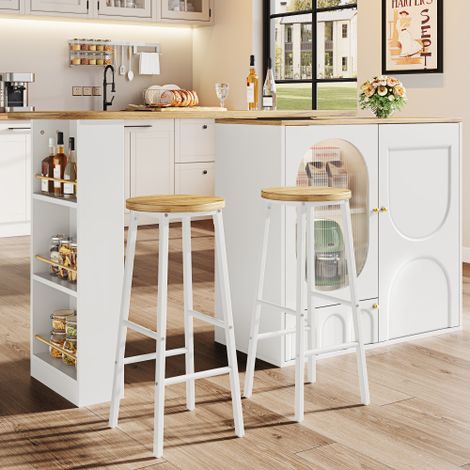 Set di 2 sgabelli da bar con seduta effetto legno, 70 cm, portata massima 150 kg, con piedini regolabili e due poggiapiedi, struttura in metallo bianco, ideali per isole cucina. (1/5)