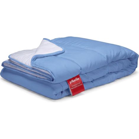 Couette 100 x 120 cm 300 g Tempérée en Fibre pour Berceau - Couette Réversible Toucher Plume, Lavable, Douce et Respirante - Bicolore Bleu/Blanc (1/5)