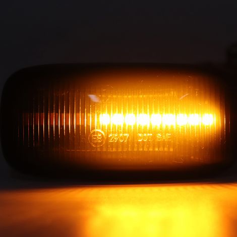 Am Fahrzeug vorgenommene Modifikationen: Seitenpositionsleuchten, Flügelleuchten, Blinker und Rückleuchten für Nissan Maxima Almera Pulsar N15 A32, getönte Ausführung. (1/5)