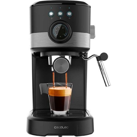Macchina per espresso digitale con 20 bar e montalatte orientabile.