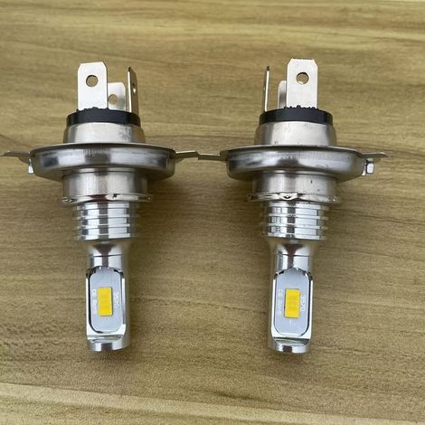 (Lot de 2) Ampoules LED H4 9003 pour phares et antibrouillards avec puces CSP 3570 (Feux de route et de croisement intégrés) — Éclairage blanc 6000 K / Ampoules pour feux de jour (DRL) (1/5)