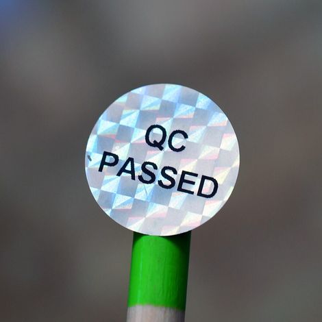 98 sigilli "QC PASSED" ologrammati di garanzia e sicurezza in argento 20mm (1/3)