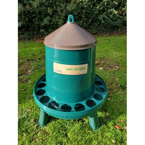 Mangeoire pour volailles à pieds en plastique recyclé 8kg – Montée sur 4 pieds – Pour plusieurs poules – Solution durable – Gaun (1/5)