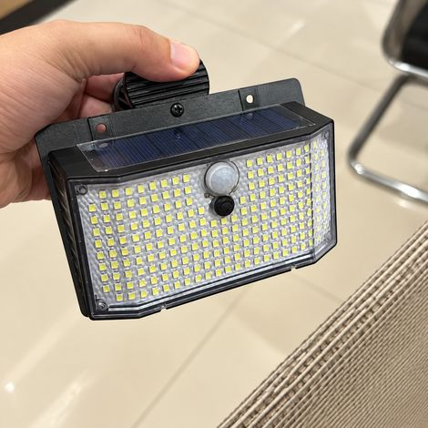 Applique murale solaire extérieure lampe à pince 132 LED lot de 1 avec détecteur 3,7V 230 g – Livraison gratuite (1/3)