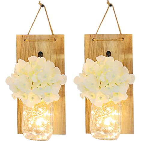 Luces solares en tarros de cristal con flores artificiales, bases de madera y macetas de vidrio para decorar el jardín, la terraza y el patio.