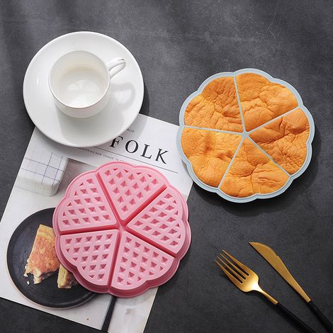 2-teilige Silikon-Waffelform, 5 herzförmige Mulden für Muffins und Pfannkuchen – Küchenaccessoire (1/5)
