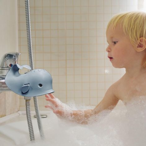 Protège-robinet best-seller – Protection antichoc en silicone pour bain de bébé – Protection pour bec de baignoire (Gris) (1/3)
