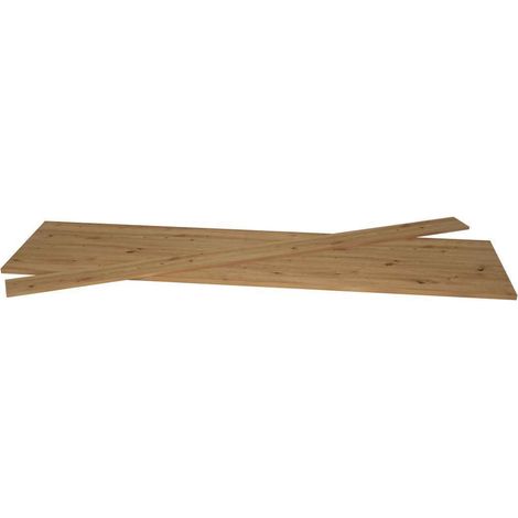 Encimera y zócalo en roble albar.  60-15 cm(alto)240 cm(ancho)2,5-1,6 cm(largo). (1/2)