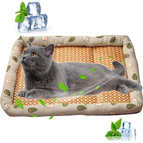 Tapis rafraîchissant pour chiens et chats, en rotin naturel non toxique, lavable et antidérapant. (1/5)