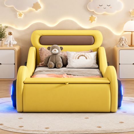 Lit enfant voiture 90 x 200 cm en cuir régénéré jaune, structure MDF, roues LED réglables par application et coffre de rangement, sans matelas – de FLORAGRACE (1/5)
