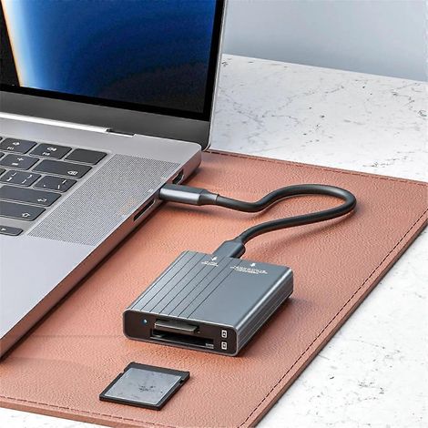Lecteur de cartes mémoire CFexpress type B + type A USB 3.1 Gen2 10 Gbit/s (1/4)