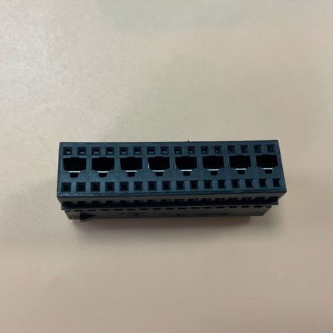 Faisceau de câblage pour connecteur automobile 284420-1 à 32 broches (1/4)