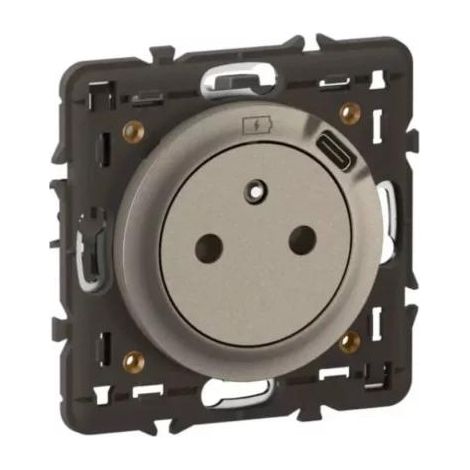 Legrand Enchufe 16A con cargador USB Tipo-C titanio
