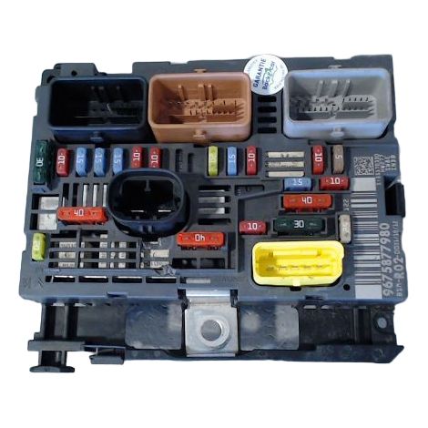[PRODUIT D'OCCASION] Boite A Fusibles PEUGEOT 3008 Break I Phase 1 2009-2013 ♻️ Ref Oe. 9807028580 - Garantie à vie (1/4)
