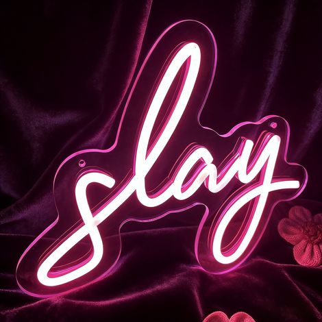 Enseigne néon « Slay » – Éclairage LED réglable pour mur de chambre style « Preppy », Y2K, mignon ou « Bratz » (1/5)