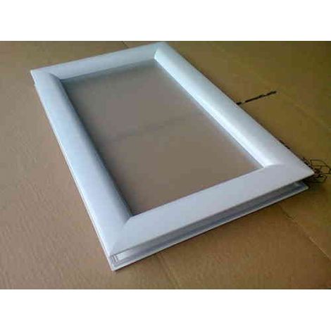 4M – Hublot rectangulaire blanc 511x321 mm – Vitrage sablé – Matériau ASA garanti UV 5 ans – Fixation par vis VBA 4.2 mm
