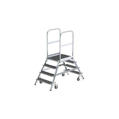 Escalera con tarima de ascenso por ambos lados  plataforma y