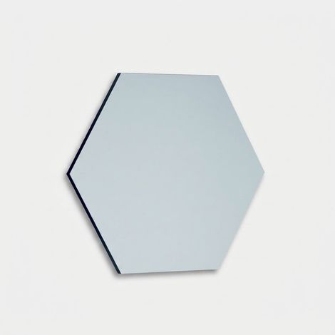 Hexagonaler Wandspiegel aus MDF Zeo (1/3)