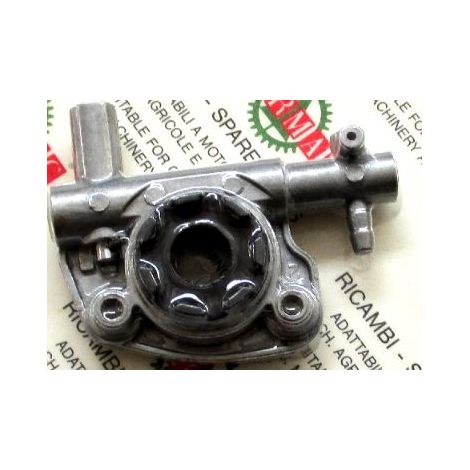 Kit pompa olio con ingranaggio compatibile HUSQVARNA per motosega 340 345 350