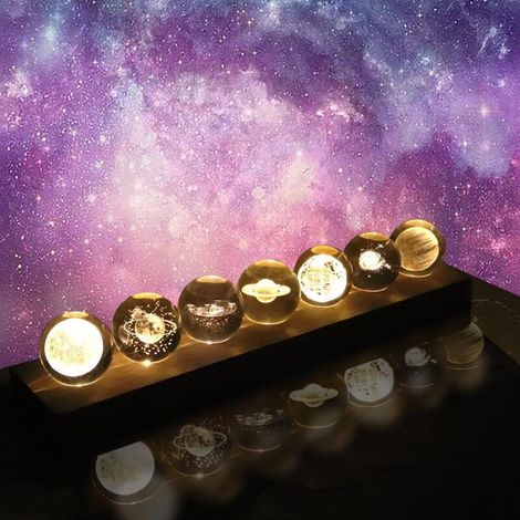 Lot de 7 Boules de Cristal Galactiques Décoratives, Boule de Cristal du Système Solaire Décoration D'intérieur, avec Base en Bois avec Lampe LED, Idéal Comme Cadeau Décoratif (Lumière Chaude) (1/5)