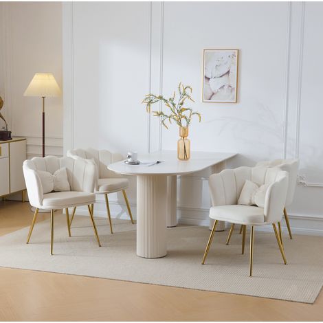 Lot de 4 chaises de salon en velours beige, dossier pétale, pieds métal dorés (1/5)