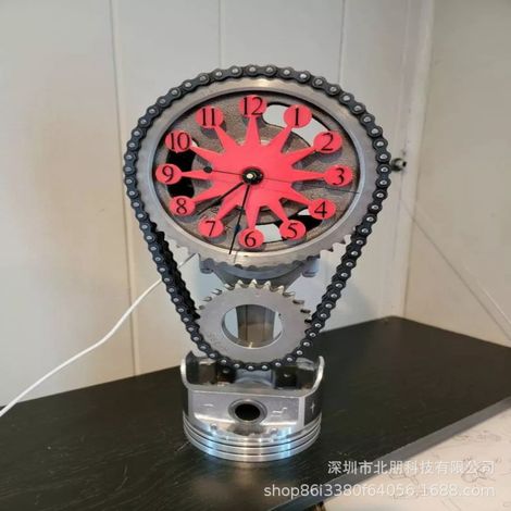 Reloj de engranajes giratorio explosivo transfronterizo, decoración hecha de resina roja. (1/5)