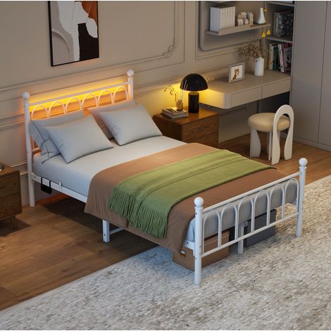 Letto adulti 120x200 cm con porte USB e illuminazione LED, in metallo, senza materasso, bianco (1/5)
