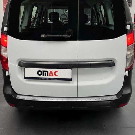 Protection Seuil De Pare-Chocs Arriére Compatible avec Dacia Dokker 2012-2024 Acier Brossé (1/5)