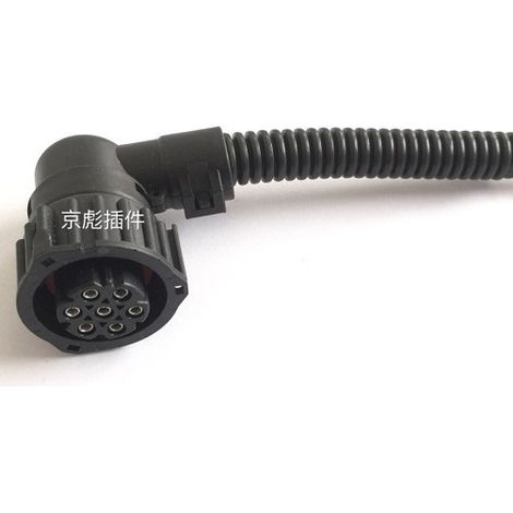 Foton Daimler Auman GTL taillight plug Tianlong Howo Auman ETX rear taillight plug universal
