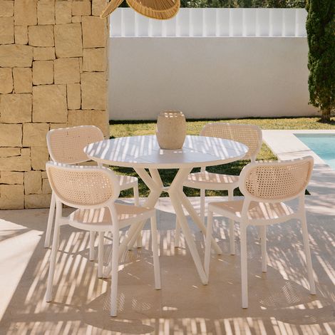 SKLUM Set aus 100 cm rundem Aluminiumtisch Valerie und 4 stapelbaren Gartenstühlen Omara Gardenia Weiß