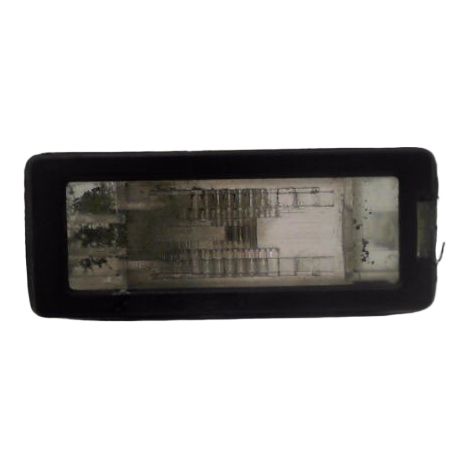 [PRODUIT D'OCCASION] Eclaireur Plaque De Police Droit RENAULT Megane ♻️ Ref Oe. 8200013577 - Garantie à vie (1/3)