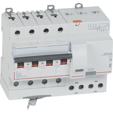 Legrand – Disjoncteur différentiel monobloc 10kA 4P 400V – 40A type AC 300mA – Protection contre les déclenchements intempestifs – Montage encastré (1/4)