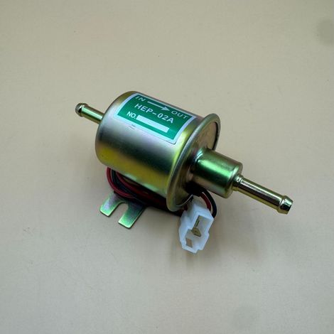Universelle elektrische Kraftstoffpumpe, 12V-Elektrokraftstoffpumpe (3–5 PSI), Kraftstoff-Dosierpumpe — Geeignet für Rasenmäher, Vergaser sowie Benzin- und Dieselgeräte (Gold)