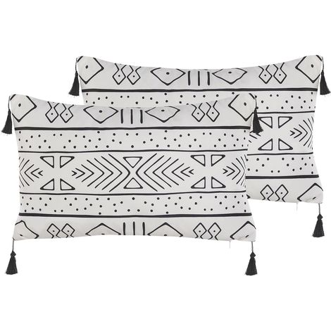 Lot de 2 Coussins Décoratifs Rectangulaires avec Pompons 30 x 50 cm en Velours Noir et Blanc Pour Salon Canapé ou Lit Design et Tendance Beliani