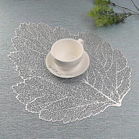 Lot de 8 sets de table en PVC, lavables et antidérapants, couleur argentée, pour la cuisine et la maison (2025) (1/5)