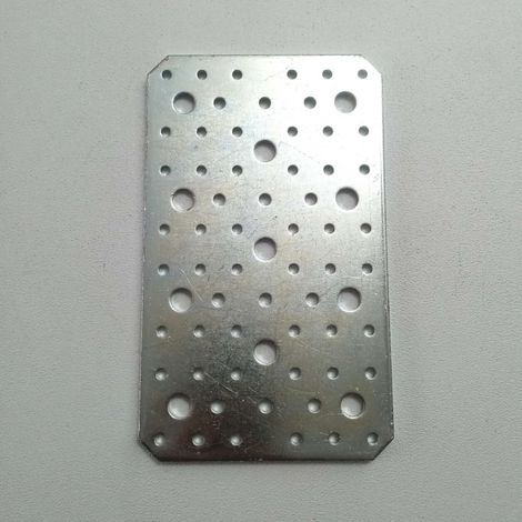 Piastra 4x120x300mm super pesante diritta con angoli smussati zincata bianca