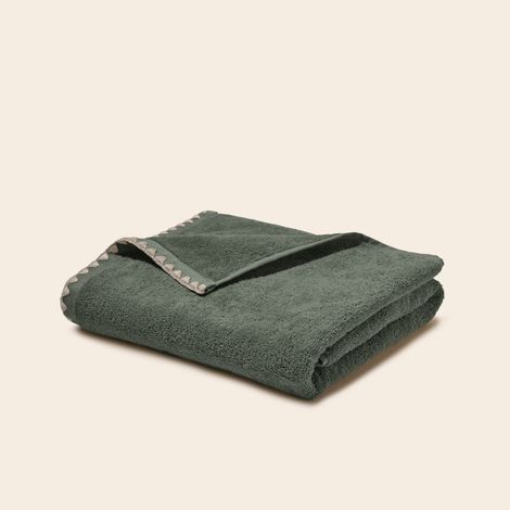 Serviette de toilette en Éponge unie et point feston triangulaire NERYDA