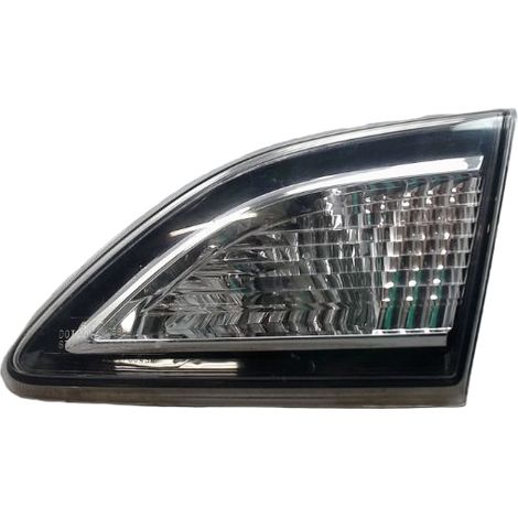 Feu Arriere Interieur Droit MAZDA 3 Berl. I Phase 1 2003-2006 (1/3)