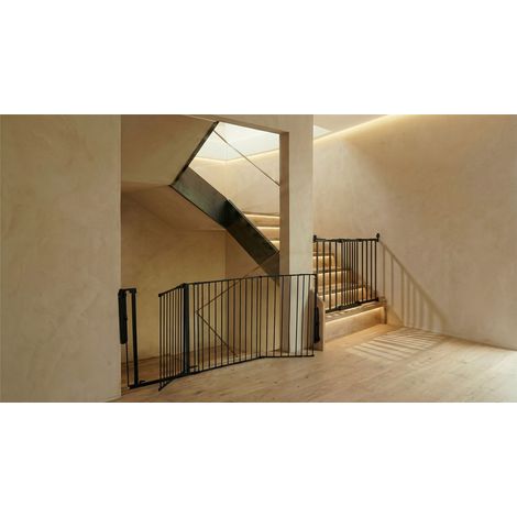 Safetots Barrière de Sécurité Enfant Escalier, Noir, Système Multi-Panneaux jusqu à 200cm, Fixation à Vis 67-105,5cm
