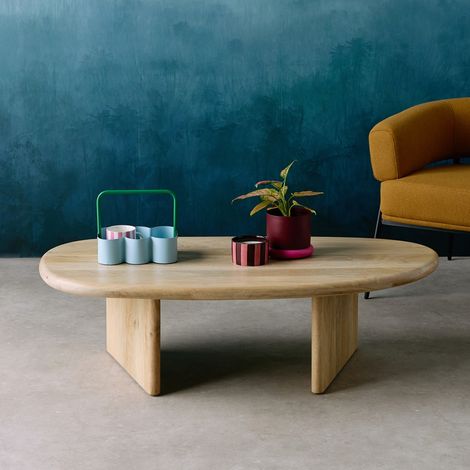 Sweeek – Table basse ovale en bois de manguier naturel – Dimensions L 119,5 x P 60 x H 35 cm – Style exotique et finitions soignées