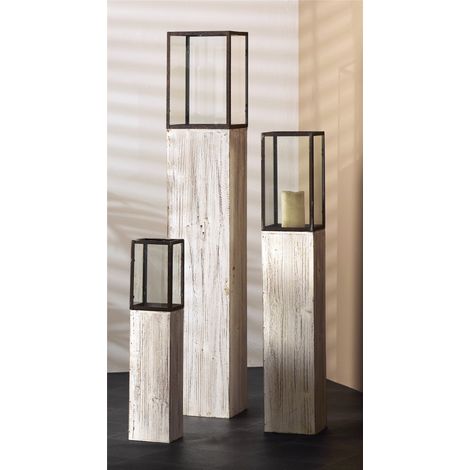 Socle en bois blanc. 120 cm. Lot de 3 pièces (21 x 120 cm). (1/3)