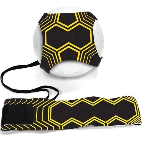 Ceinture d'entraînement de football pour l'entraînement au tir au but. Aide à l'entraînement individuel avec ceinture élastique réglable pour adultes et enfants. Convient aux enfants de 3, 4 et 5 ans. (1/5)
