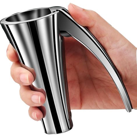 This nutcracker is suitable for all nuts it easily cracks open hard shells with a gentle snap. (Silver)