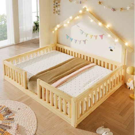 Lit enfant cabane 140x200 cm avec LED et sécurité, lit au sol avec garde-corps, usage quotidien, bois naturel (1/5)