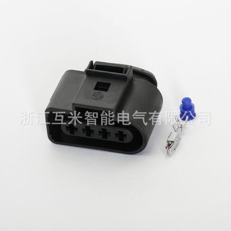 1J0973724(3824) Applicable to automotive ignition coil connector DJ7045A-3.5-11/21 (1/2)