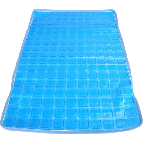 Tapis rafraîchissant sans gel pour animaux, flexible et portable, parfait pour canapé et voiture en été (1/5)