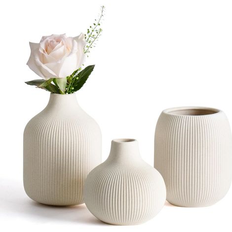 Lot de 3 Vases Modernes en Céramique Beige à Texture Côtelée - Collection Décorative Minimaliste pour Une Décoration d'Intérieur Neutre et Transitionnelle (1/5)