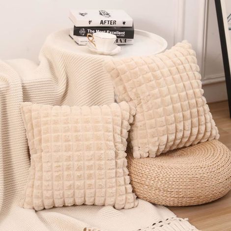 Lot de 2 Housses de Coussin Beige 45x45cm en Fausse Fourrure Douce de Taie d'oreiller avec Texture de Plaid Idéales,camel (1/4)